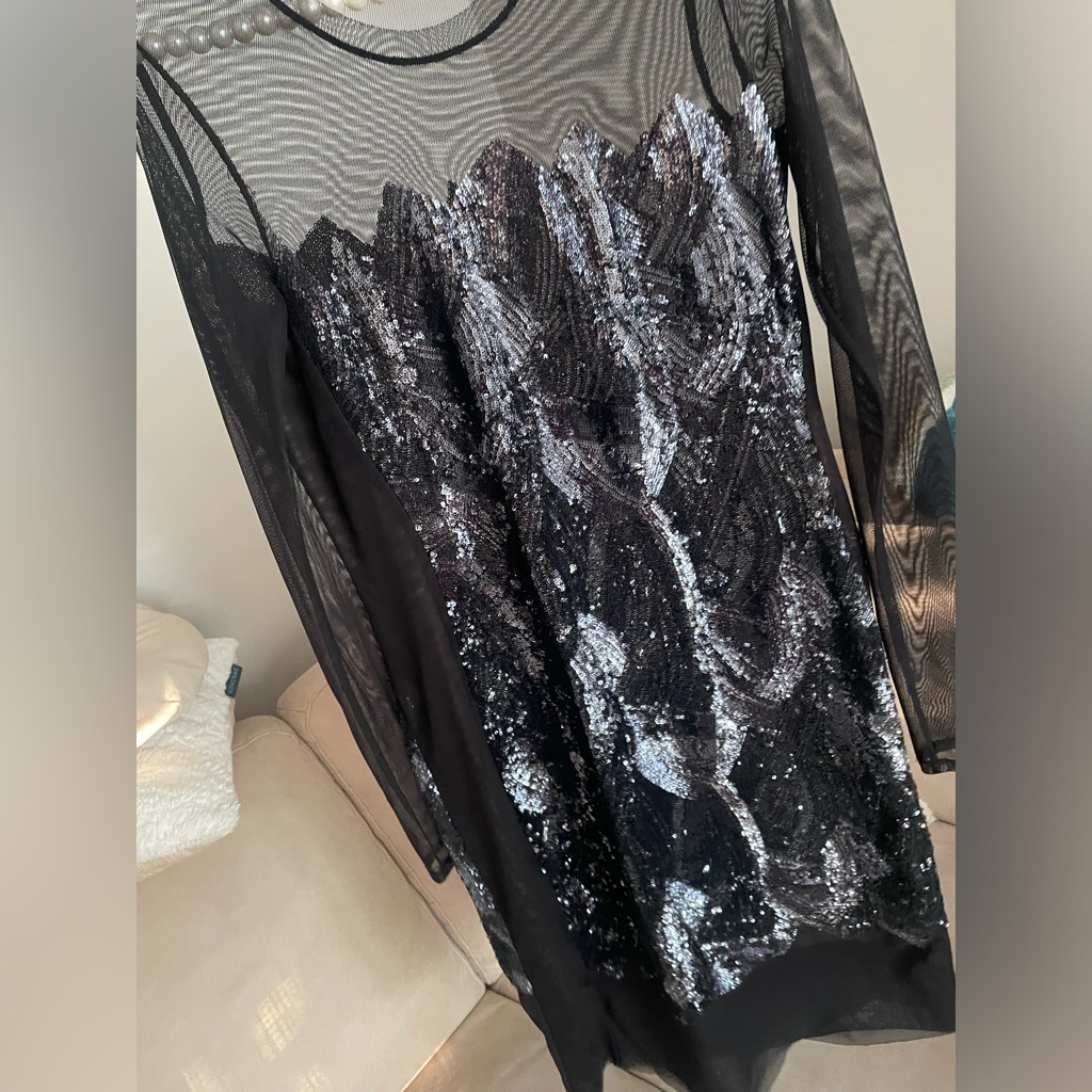 Bcbg Maxazria Dress / Size M